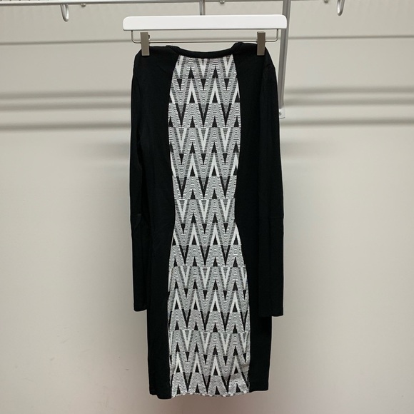 H&M Patterned Dress - Picture 4 of 5